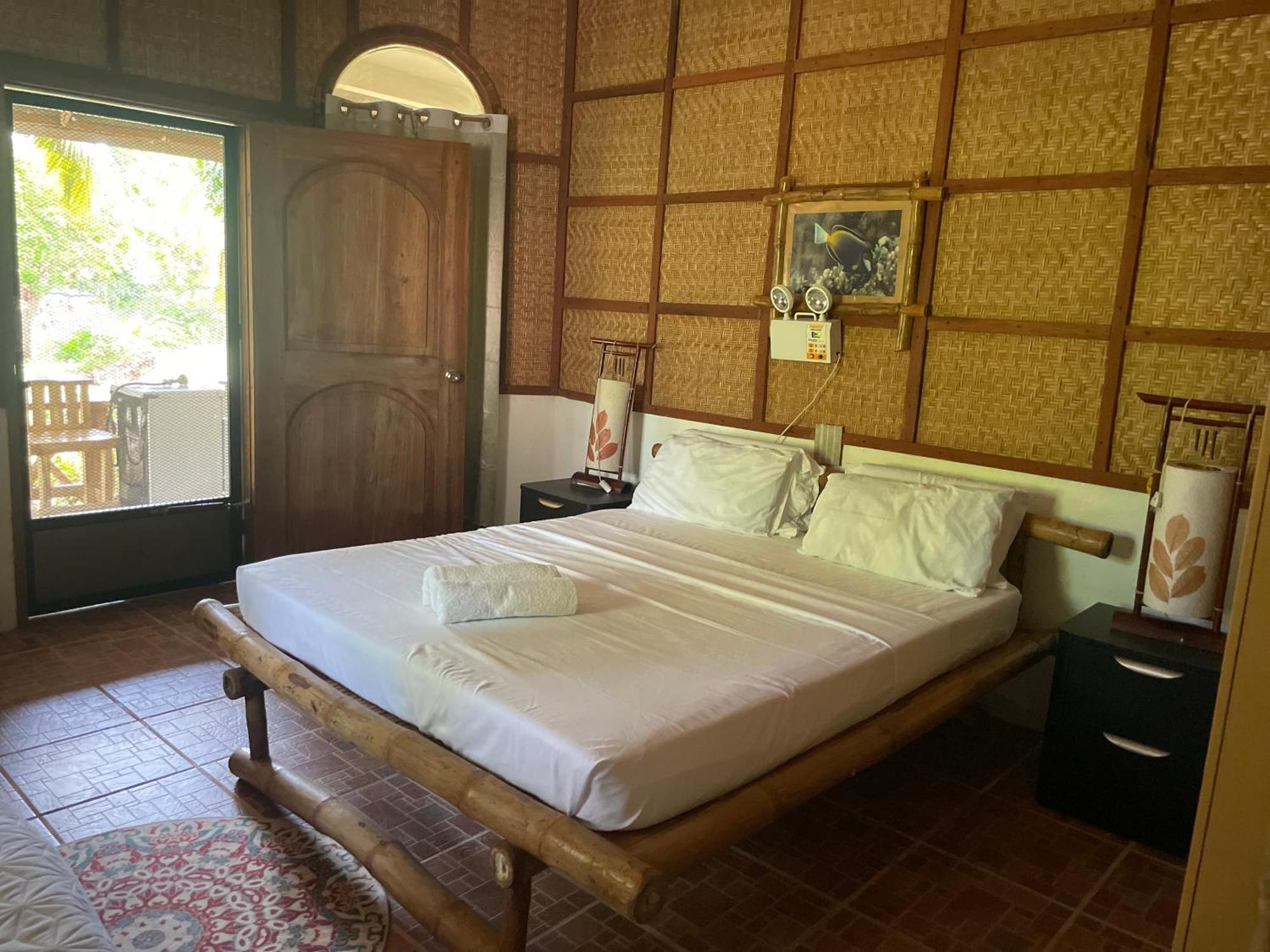 Chelle'S Guesthouse And Backpackers Siquijor Eksteriør bilde
